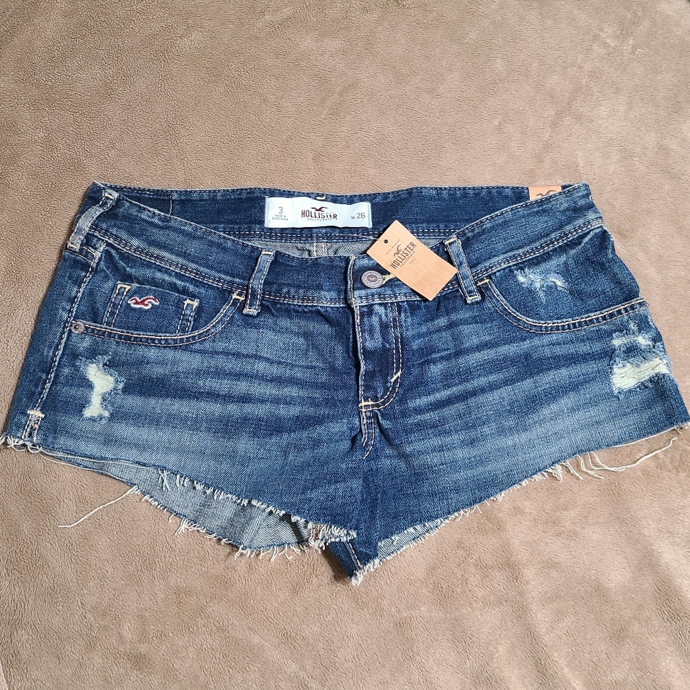 Hollister Shorts Womens sz 3 Bettys cutoff NWT
